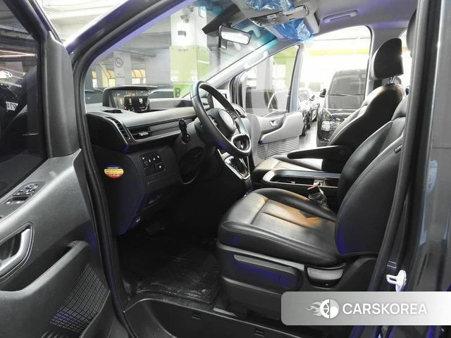 Hyundai Staria 2024 Серый из Кореи, фото 4