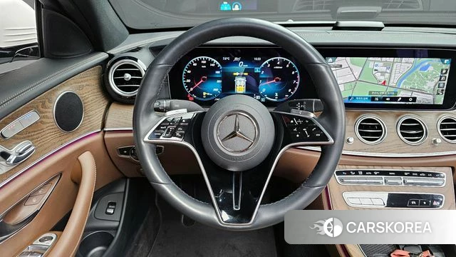 Mercedes-Benz E-Class W213 2022 Белый из Кореи, фото 4