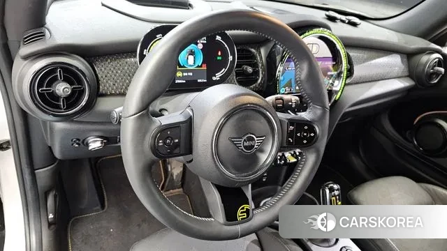 Mini Cooper Electric 2022 Серебряный из Кореи, фото 4