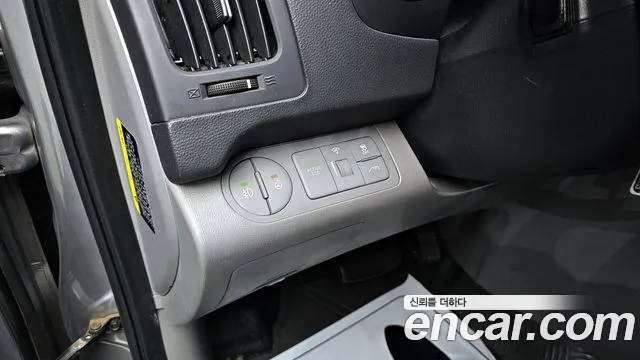 Hyundai The New Grand Starex 2019 Серебристо-серый из Кореи, фото 4