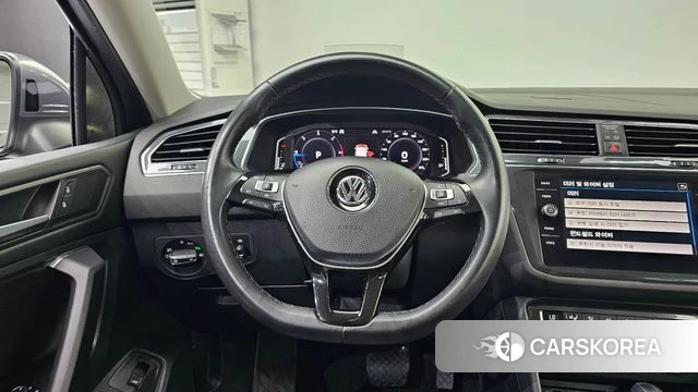 Volkswagen Tiguan Allspace 2020 Серый из Кореи, фото 4