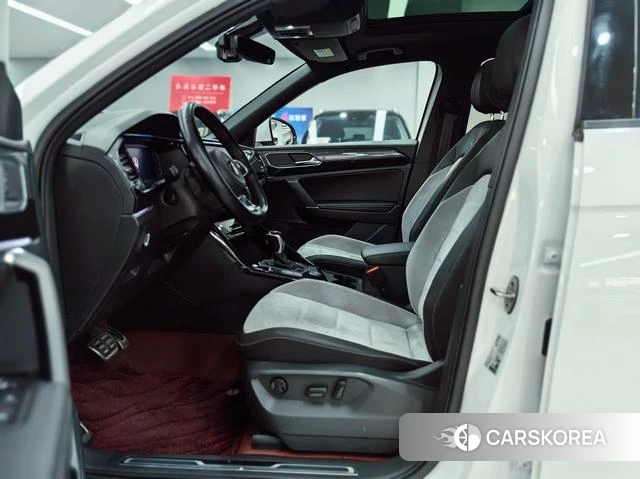 Volkswagen Tanyue 2021 Белый из Китая, фото 4