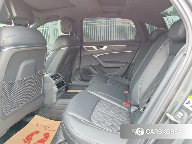 Audi A6L 2025 Темно-серый из Китая, фото 4