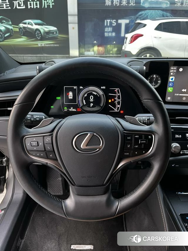 Lexus ES 2024 Серебристо-серый из Китая, фото 4