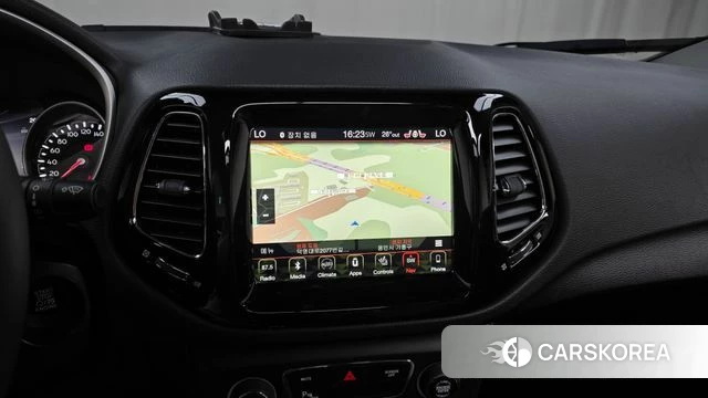 Jeep Compass 2nd Generation 2019 Белый из Кореи, фото 4