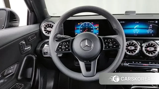 Mercedes-Benz A-Class W177 2019 Черный из Кореи, фото 4