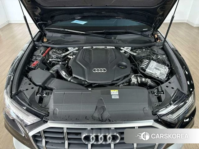 Audi A6 (import) 2024 Черный из Китая, фото 4