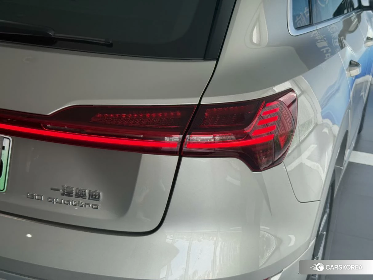 Audi e-tron 2021 Желтый из Китая, фото 4