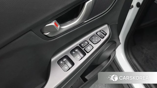 Hyundai Kona 2018 Белый из Кореи, фото 4