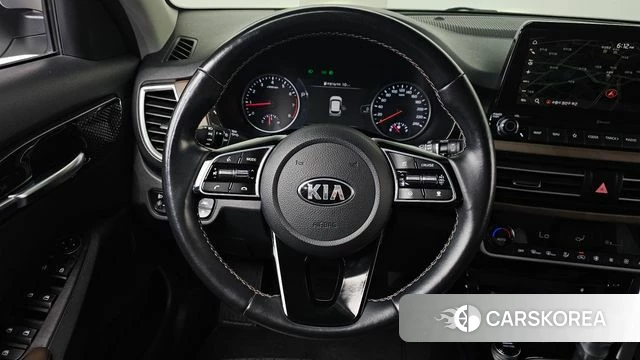 Kia Seltos 2021 Белый из Кореи, фото 4