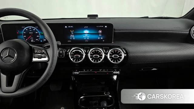 Mercedes-Benz A-Class W177 2020 Белый из Кореи, фото 4