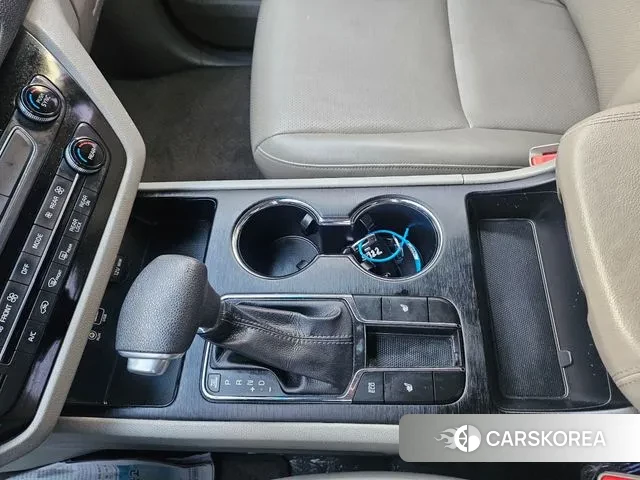 Kia The New Carnival 2018 Серебряный из Кореи, фото 4