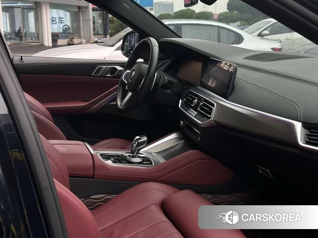 BMW X6 2023 Черный из Китая, фото 4