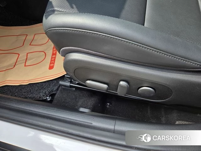 Hyundai Kona (SX2) 2023 Белый из Кореи, фото 4