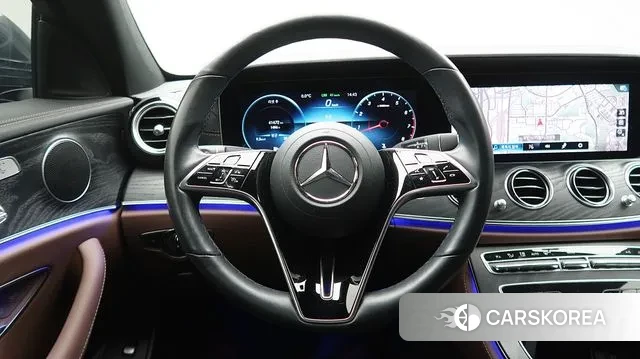 Mercedes-Benz E-Class W213 2023 Серый из Кореи, фото 4