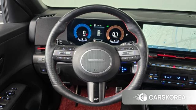 Hyundai Kona (SX2) 2024 Белый из Кореи, фото 4