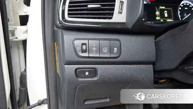 Kia Niro 2018 Белый из Кореи, фото 4