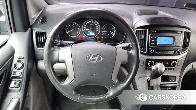 Hyundai The New Grand Starex 2018 Серебристо-серый из Кореи, фото 4