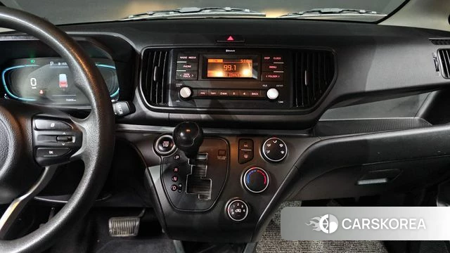 Kia The New Kia Ray 2023 Белый из Кореи, фото 4