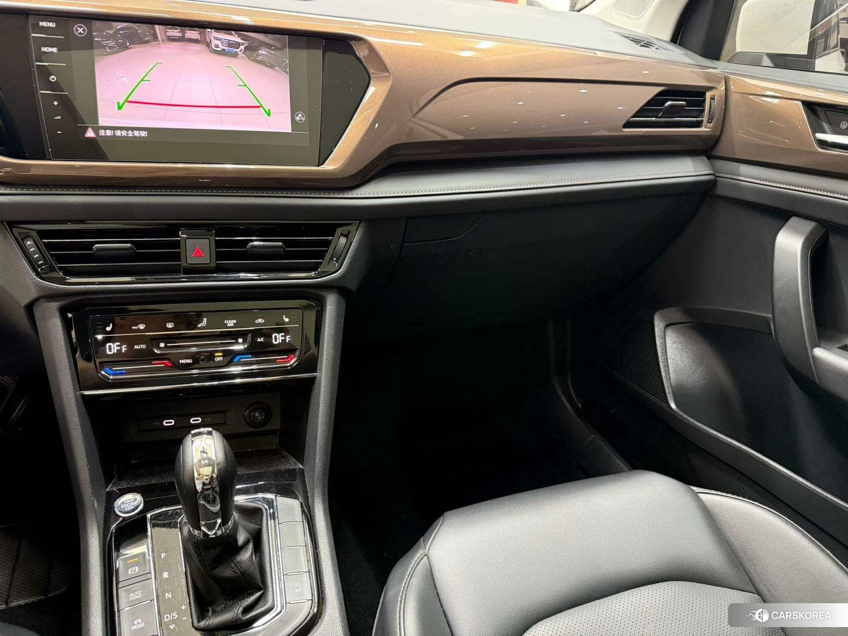 Volkswagen Tuyue 2022 Белый из Китая, фото 4