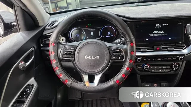 Kia Niro Plus 2023 Серый из Кореи, фото 4