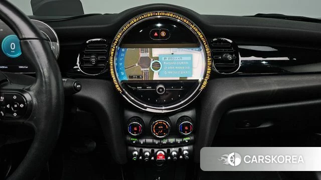 Mini Cooper Convertible 2024 Красный из Кореи, фото 4