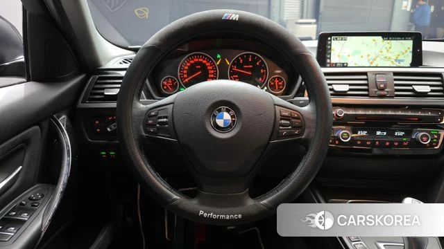 BMW 3 Series (F30) 2018 Черный из Кореи, фото 4