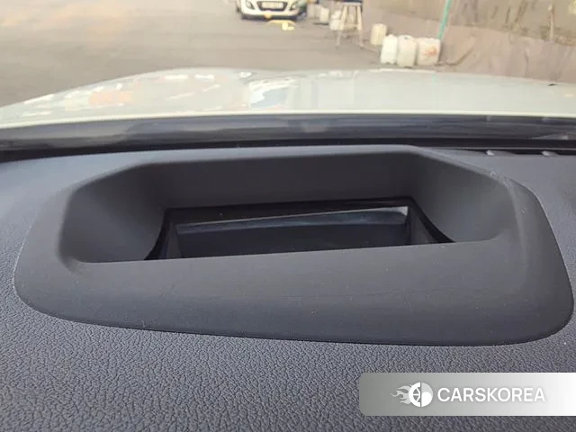 BMW 5 Series (G30) 2019 Белый из Кореи, фото 4