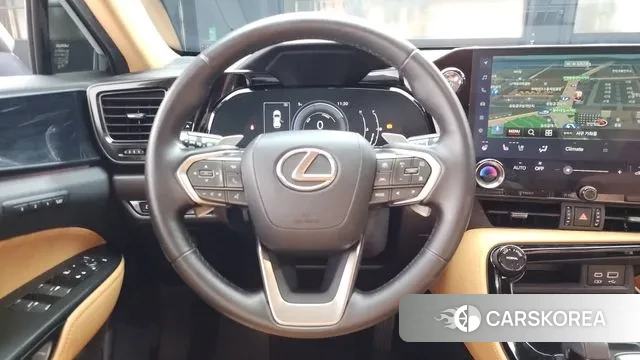 Lexus NX350h Second generation 2023 Серебристо-серый из Кореи, фото 4