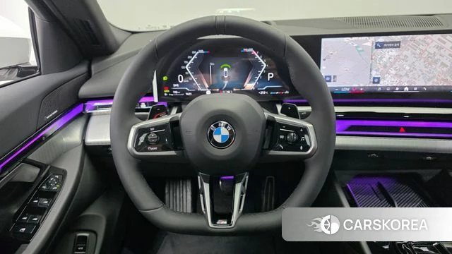 BMW 5 Series (G60) 2026 Белый из Кореи, фото 4
