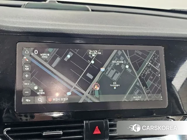 Kia Niro Plus 2023 Серебряный из Кореи, фото 4