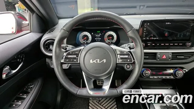 Kia The New K3 2nd generation 2023 Красный из Кореи, фото 4