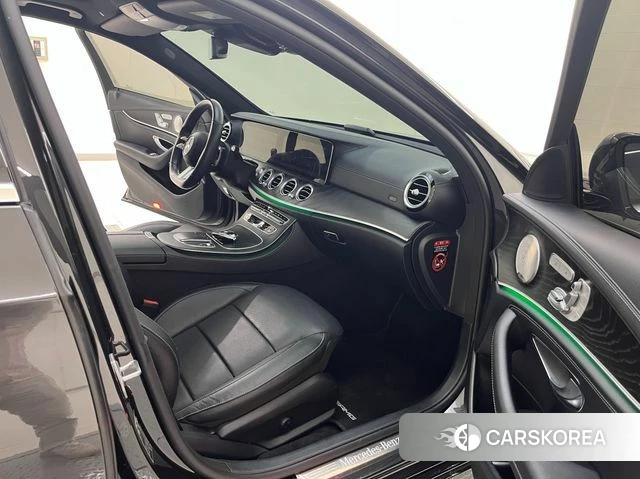 Mercedes-Benz E-Class W213 2022 Серый из Кореи, фото 4