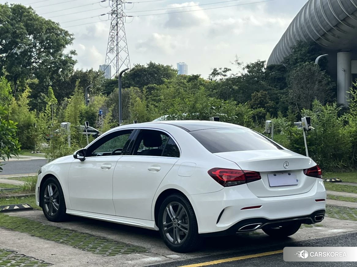 Mercedes-Benz Class A 2021 Белый из Китая, фото 4