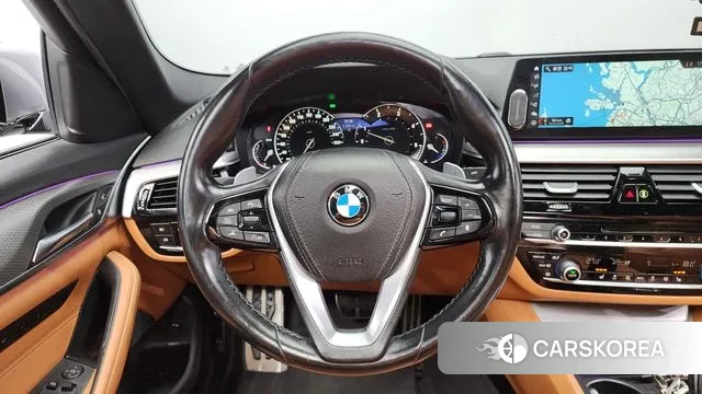 BMW 5 Series (G30) 2018 Серый из Кореи, фото 4