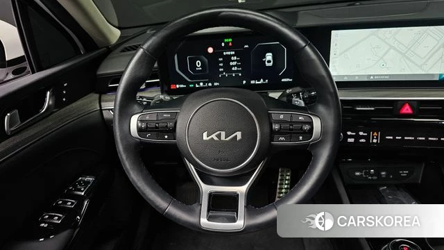 Kia The New K5 3rd generation 2023 Белый из Кореи, фото 4