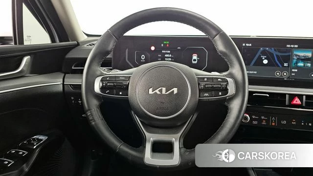 Kia The New K5 3rd generation 2024 Белый из Кореи, фото 4
