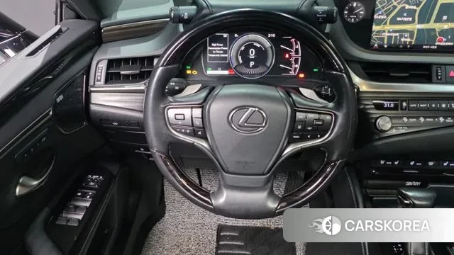 Lexus ES300h 7th generation 2021 Серый из Кореи, фото 4