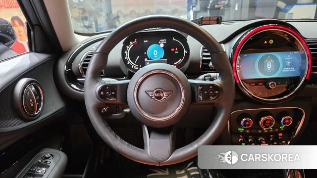 Mini Cooper Clubman 2024 Черный из Кореи, фото 4