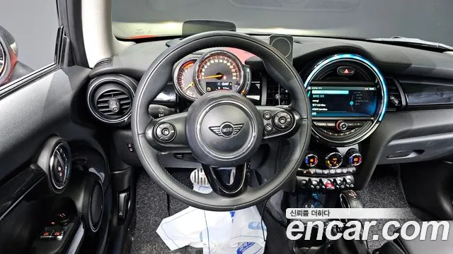 Mini Cooper 2018 Красный из Кореи, фото 4