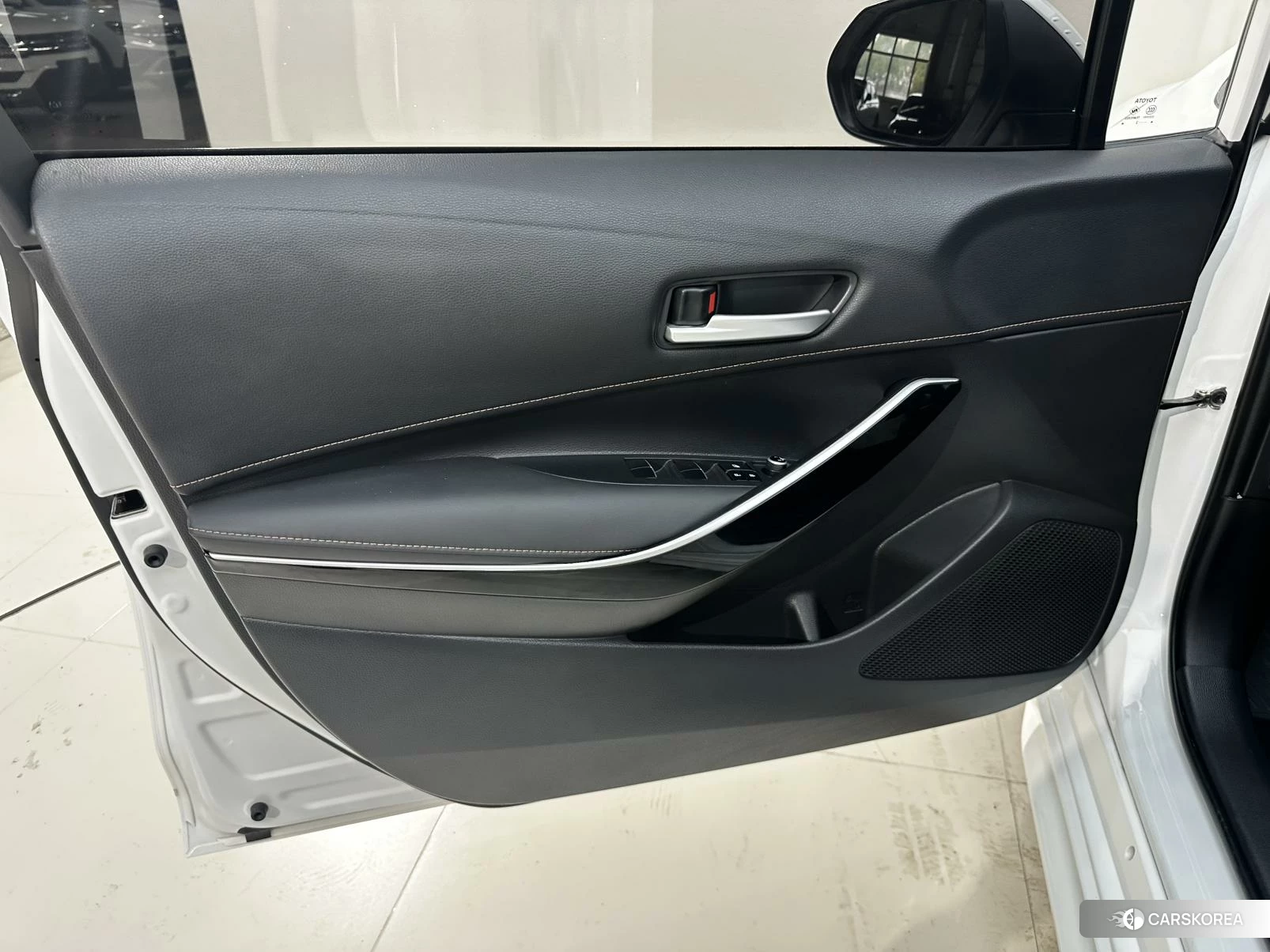 Toyota Lei Ling 2023 Белый из Китая, фото 4