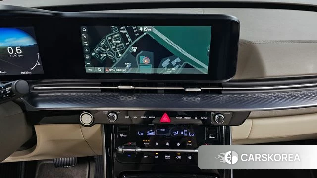 Kia Carnival 4th generation 2023 Белый из Кореи, фото 4