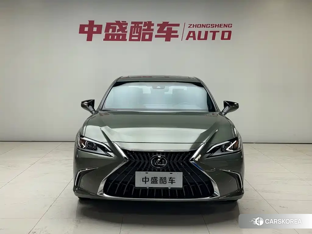 Lexus ES 2024 Зеленый из Китая, фото 4