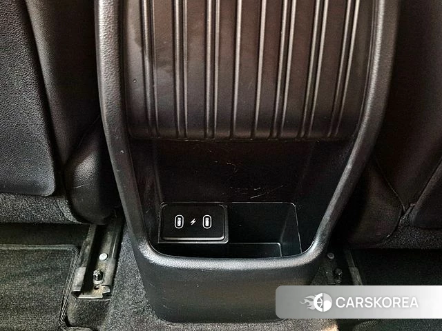 Hyundai Kona (SX2) 2023 Белый из Кореи, фото 4