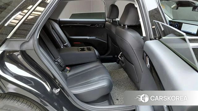 Hyundai Grandeur Hybrid (GN7) 2023 Черный из Кореи, фото 4