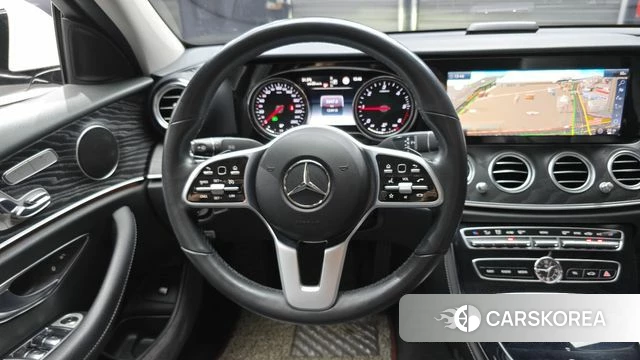 Mercedes-Benz E-Class W213 2019 Белый из Кореи, фото 4