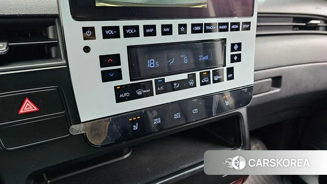 Hyundai Staria 2022 Серый из Кореи, фото 4