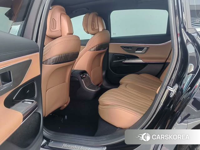 Mercedes-Benz E-class 2024 Черный из Китая, фото 4