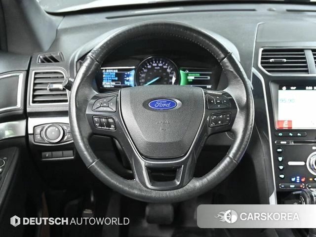 Ford Explorer 2018 Белый из Кореи, фото 4