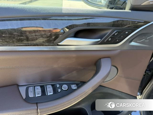 BMW X3 id 4208304 из Китая 4